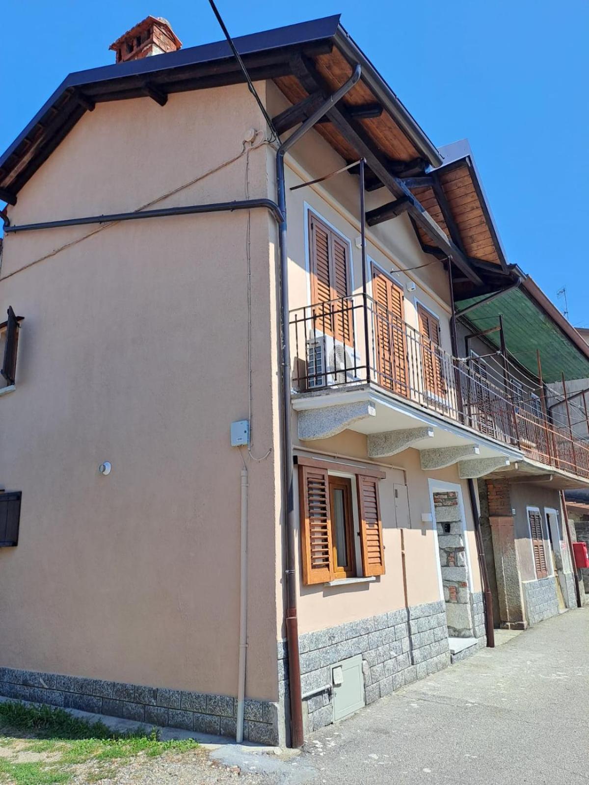 Stone House Villa San Maurizio D'opaglio Luaran gambar